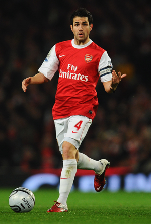 Barcelona players say deal for Fabregas is near